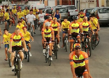 180 biciclette protagonisti nella strade della marina di Strongoli alla quinta edizione di “Bici in Città”