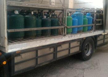 Bombole Gas senza collaudo e non sicure: sequestrati 650 chili di gpl dalla Guardia di finanza