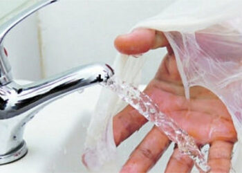 Buste di calcare al posto del petrolio: Al via la “plastica buona” che si scioglie in acqua