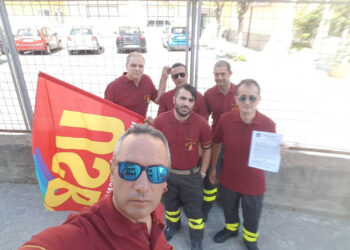 I Vigili del fuoco Usb sono sempre in campo con le loro armi di democrazia in piazza