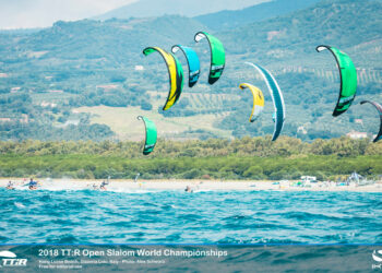 Mondiali di Kitesurf, terza giornata di gare: in cima alla classifica Open sventola la bandiera italiana, Irene Tari davanti a tutti