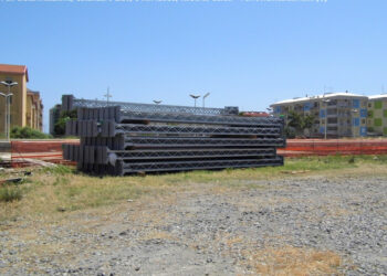 Pronti a Catanzaro Lido i primi pali per l’elettrificazione della Ferrovia Jonica