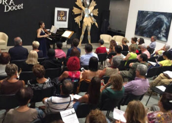 Un pubblico delle grandi occasioni al Concerto del duo Barbara Panzarella e Roberta Lioy