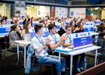 Young Business Talents Report: gli studenti calabresi sognano più di tutti i giovani italiani un impiego da dipendente pubblico