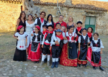 A Crucoli Torretta svolta la serata conclusiva di “ ‘O Suricillo ” con la presentazione dell’Orchestra di chitarra “I Guitarrillos”