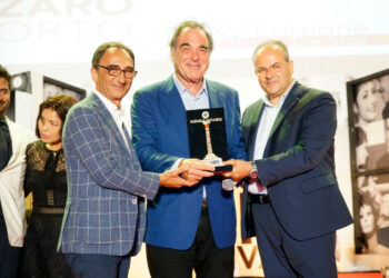 Oliver Stone premiato con la Colonna D’Oro di Michele Affidato