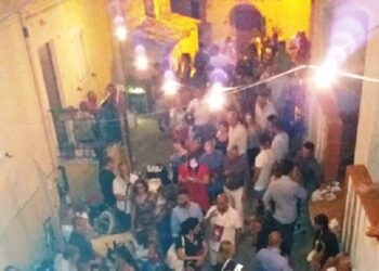 Momenti ed emozioni la grande manifestazione “Incontri DiVini” nel Borgo antico di Cirò