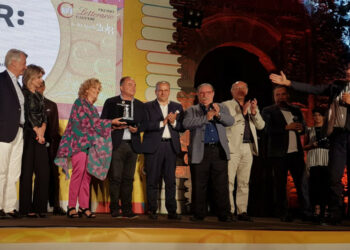 Nicola Gratteri vince la “Torre D’argento” del Premio Caccuri