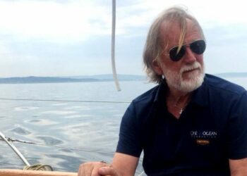 Via le plastiche dal mare – One Ocean Foundation e Mauro Pelaschier a Crotone il 3 e il 4 agosto