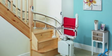 La mobilità in casa per anziani e disabili: il montascale