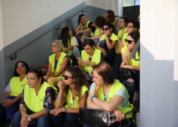 Il Marrelli Hospital chiude, i dipendenti occupato la sede di Palazzo Alemanni a Catanzaro