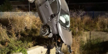 Incidente sulla SS106 a Crotone nelle vicinanze di Passo Vecchio: auto finisce in un canalone, morto il conducente