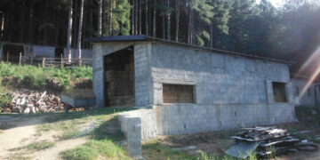 Riapposti i sigilli a un fabbricato abusivo già sequestrato a Cotronei