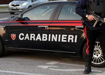 Sorpreso in auto col tirapugni, fermato dai Carabinieri carrozziere a Torre Melissa
