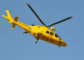 Sterpaglie in fiamme in un terreno privato a Cutro, muore anziano 77enne