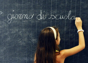 Scuola, apertura anticipata a venerdi 14 settembre a Ciro’ Marina