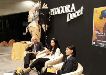 Crotone: Inaugurata la mostra di “Arnaldo Mori”: l’arte si apre alla gente per diventare patrimonio comune