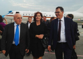 Atterrato in Calabria il ministro tedesco Gerd Muller