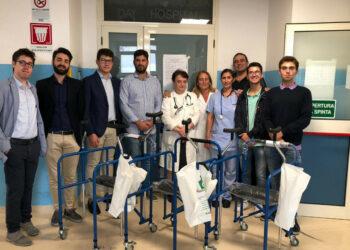 Il Rotaract dona 3 deambulatori ascellari al reparto di Oncologia dell’Ospedale San Giovanni di Dio di Crotone