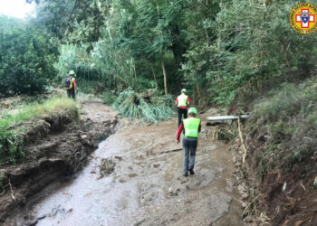 Maltempo: tragedia a Lamezia, morti mamma e figlio. Ancora senza esito la ricerca del bambino disperso