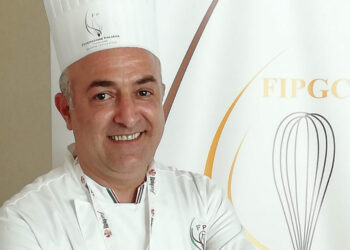 Raffaello Zucco di Cirò Marina nell’Equipe Eccellenze Italiane Pasticceria Gelateria Cioccolateria FIPGC