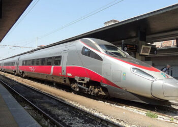 La senatrice Abate del M5s chiede a Trenitalia l’istituzione di un Frecciargento tra Sibari e Roma