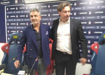 FcCrotone Calcio, sollevato dall’incarico il tecnico Giovanni Stroppa e l’intero suo staff