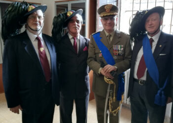Amici Bersaglieri in Congedo all’avvicendamento Comando Militare Esercito “Calabria”