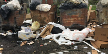 Crotone: Azienda abbandonava rifiuti speciali nei cassonetti, individuato presunto responsabile dai Carabinieri Forestali