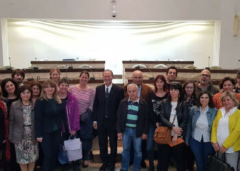 Crotone, la Scuola senza confini: visita di studenti e docenti che partecipano al progetto Erasmus