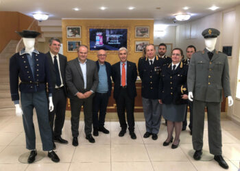 Le divise storiche della Polizia di Stato in mostra presso lo showroom di Michele Affidato