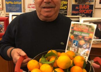 Lino Banfi “adotta” le clementine di Corigliano Rossano