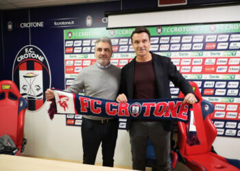 Presentato il nuovo allenatore del Crotone Calcio, Massimo Oddo
