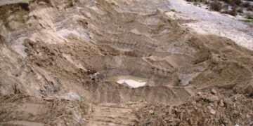 Rocca di Neto: furto di materiale inerte dal fiume Neto, denunciato dai Carabinieri Forestali