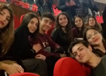 Al Garden di Rende gli studenti dell’ITI e del Liceo di Cariati assistono a “Romeo e Giulietta”