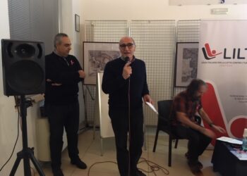 Crotone: IV giornata nazionale Liltwalking, Alex Bellini e la sua sfida estrema per salvare il mondo dalla plastica