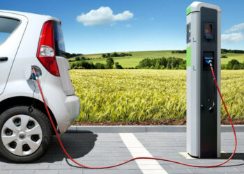 In Calabria saranno attivate colonnine elettriche ricarica auto e un contributo di 3000euro per chi acquista un mezzo elettrico