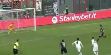 Serie BKT 16esima giornata Crotone – Venezia giusto pareggio (1-1) tra due squadre che hanno cercato sempre la vittoria