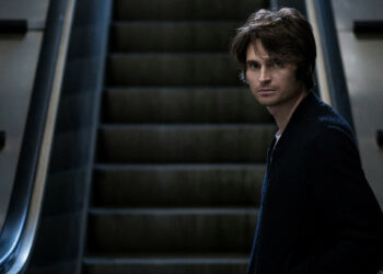 Perche mi stai guardando? Angelo Duro arriva direttamente dalle Iene al Cinema Garden di Rende, venerdi 25 gennaio