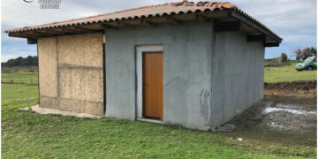 Sequestrato fabbricato abusivo in area demaniale, denunciato il presunto committente dei lavori