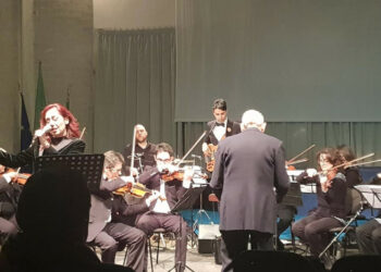 Una lettura particolare presentata all’Istituto “Pertini” di Crotone dalle musiche di Rino Gaetano proposte dalla Società Beethoven