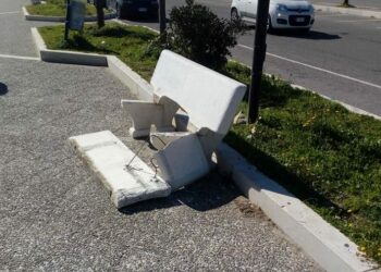 Atti vandalici sul lungomare di Cirò Marina, l’allarme di Città Pulita: denunciate anche in maniera anonima ai Carabinieri