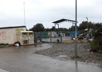 Crucoli, multe per l’abbandono di rifiuti