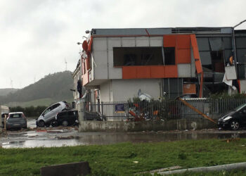 Crotone. Barbuto M5s: ieri i tecnici Protezione Civile. Il Governo a lavoro per non lasciare soli imprenditori e cittadini