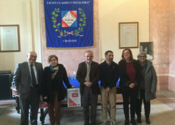 Gli insegnanti del Liceo Pitagora di Crotone incontrano il Prof. Talia docente di Sistemi di Elaborazione dell’Uical
