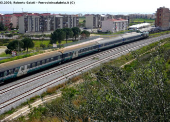 Treno Reggio Calabria – Milano via Jonica: consegnata proposta di Ferrovie in Calabria in collaborazione con l’On. Vono al Ministero