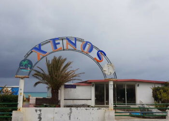 Ladri nella notte scassinano il Lido Xenos di Cirò Marina e scappano con le attrezzature e liquori