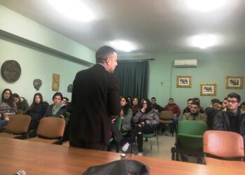 Momento culturale all’Ipsia di Crotone con l’autore Zaccuri