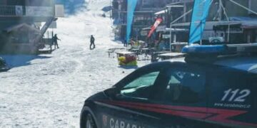 Rissa in un esercizio commerciale a Trepidò, i Carabinieri sospendono temporaneamente l’attività