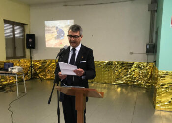 Tra commozione e partecipazione il direttore Fulciniti saluta il personale del Regional Hub di Sant’Anna